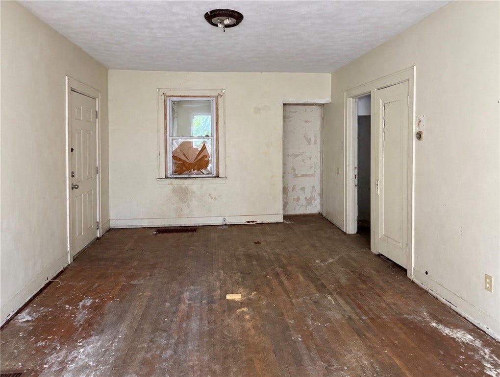 1434 Penn Ave, Pittsburgh, PA 15221