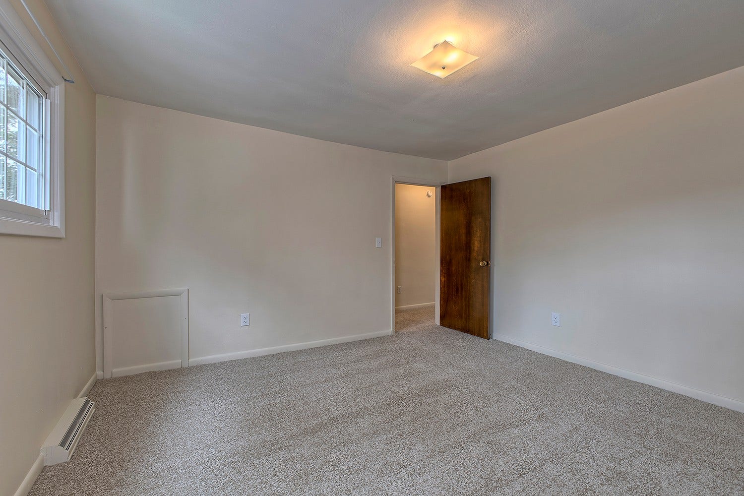301 Silvis Street, Jeannette, PA 15644