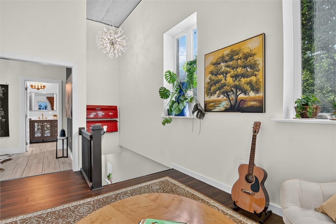 420 Market St, Freeport, PA 16229 420 Market St, Freeport, PA 16229