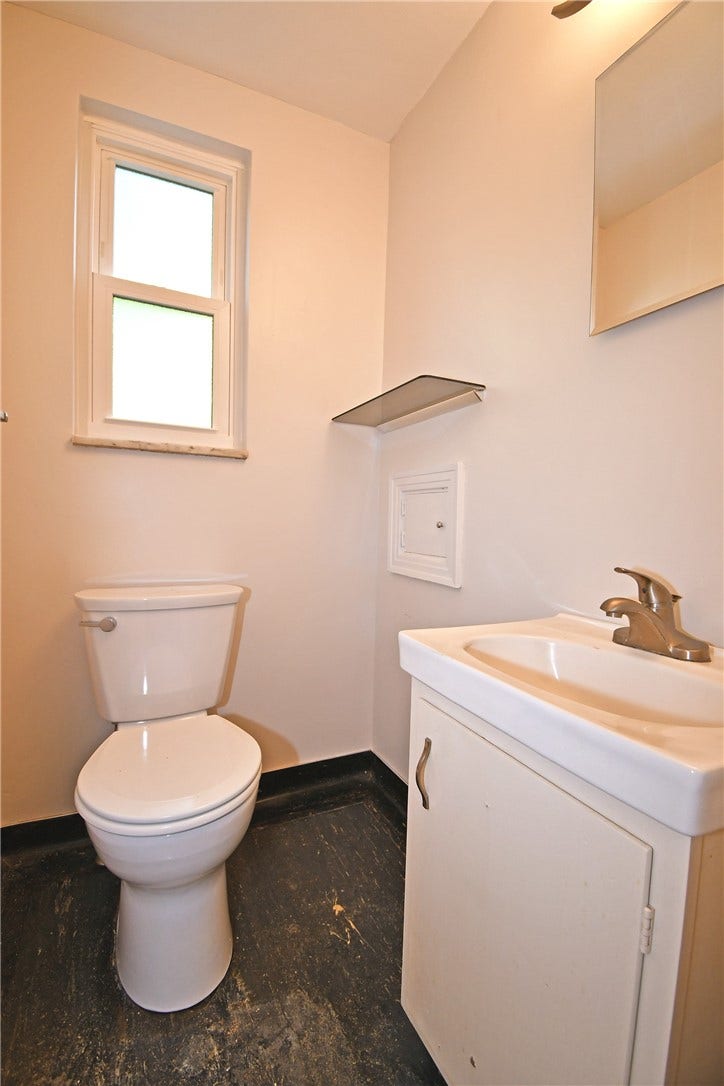 4726 Rolling Hills Rd, Pittsburgh, PA 15236 4726 Rolling Hills Rd, Pittsburgh, PA 15236