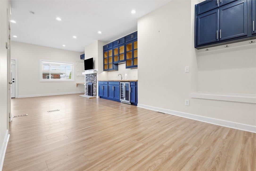 2410 Leticoe St, Pittsburgh, PA 15203 2410 Leticoe St, Pittsburgh, PA 15203