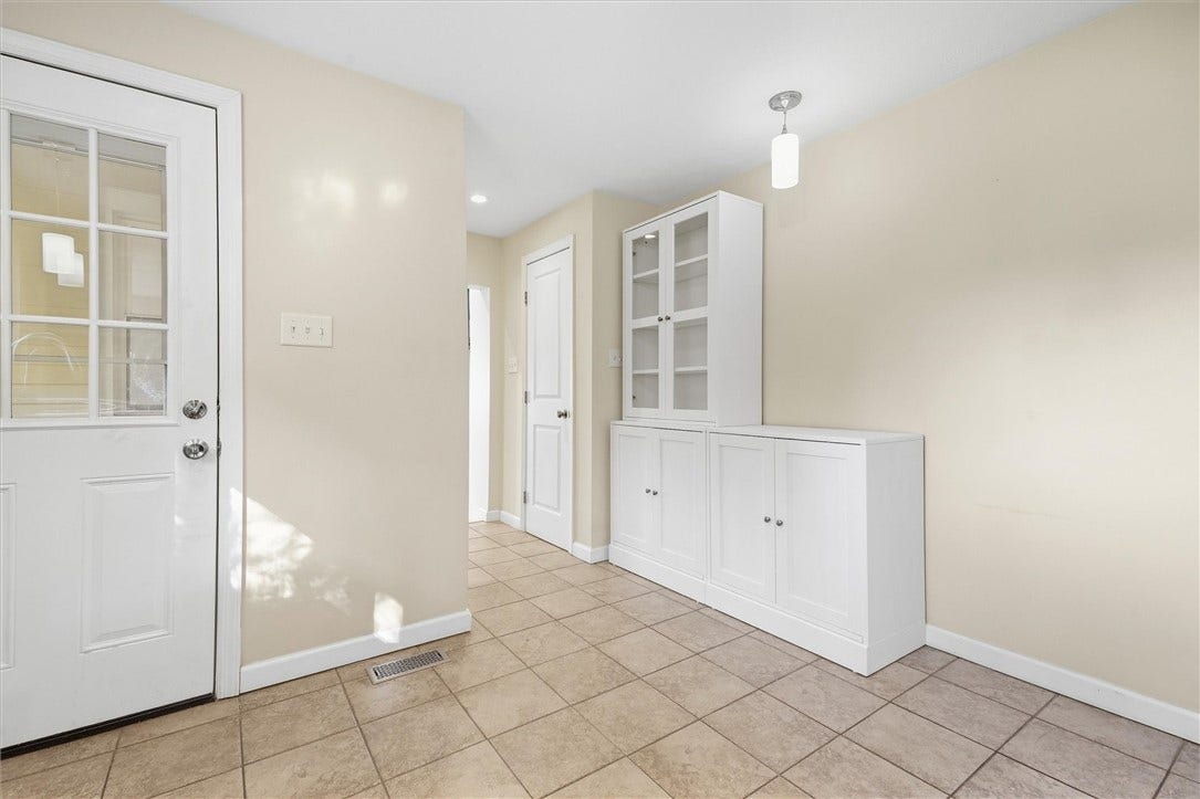 2410 Leticoe St, Pittsburgh, PA 15203 2410 Leticoe St, Pittsburgh, PA 15203