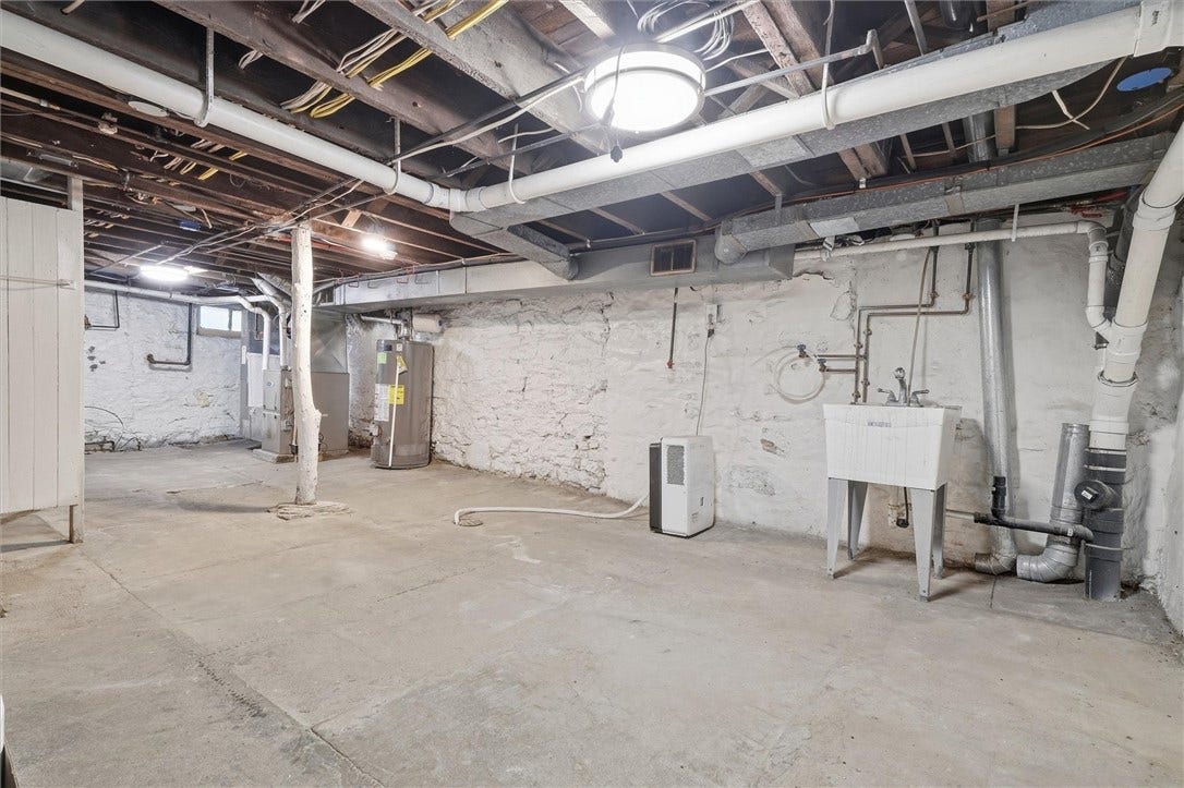 2410 Leticoe St, Pittsburgh, PA 15203 2410 Leticoe St, Pittsburgh, PA 15203