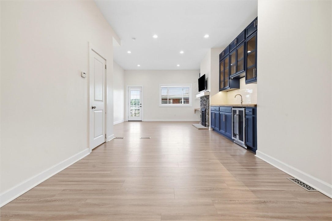 2410 Leticoe St, Pittsburgh, PA 15203 2410 Leticoe St, Pittsburgh, PA 15203