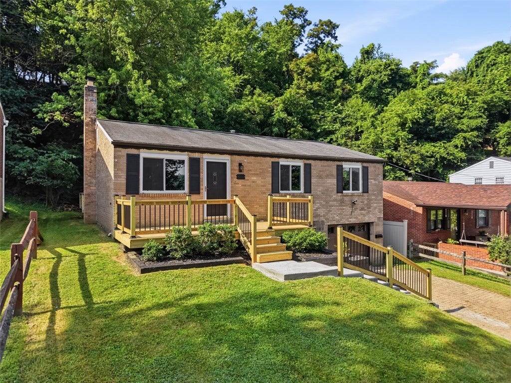 133 Phyllis Drive, Pittsburgh, PA 15235 133 Phyllis Drive, Pittsburgh, PA 15235
