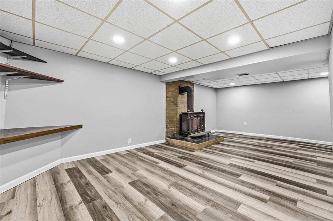 133 Phyllis Drive, Pittsburgh, PA 15235 133 Phyllis Drive, Pittsburgh, PA 15235
