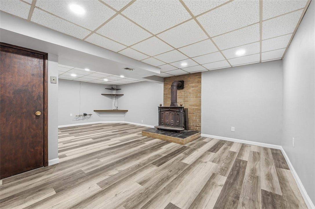 133 Phyllis Drive, Pittsburgh, PA 15235 133 Phyllis Drive, Pittsburgh, PA 15235