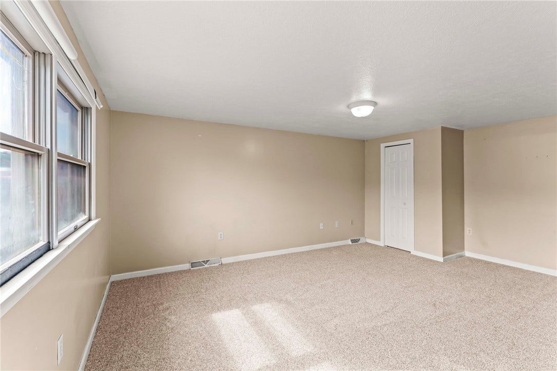 1728 Merriman Court, Pittsburgh, PA 15203 Den 1728 Merriman Crt