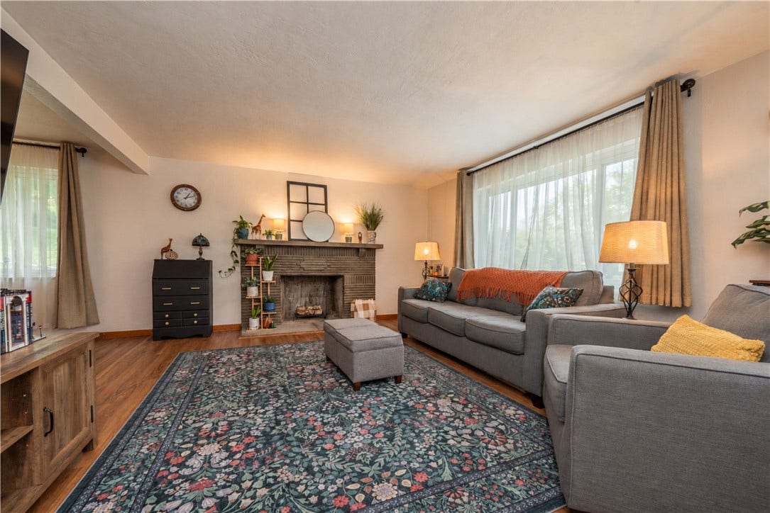 2256 Lutz Ave, Pittsburgh, PA 15210 2256 Lutz Ave, Pittsburgh, PA 15210