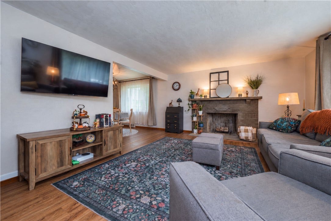 2256 Lutz Ave, Pittsburgh, PA 15210 2256 Lutz Ave, Pittsburgh, PA 15210