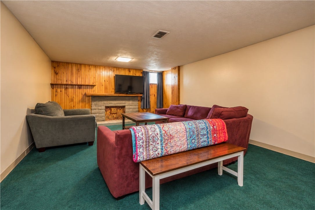 2256 Lutz Ave, Pittsburgh, PA 15210 2256 Lutz Ave, Pittsburgh, PA 15210