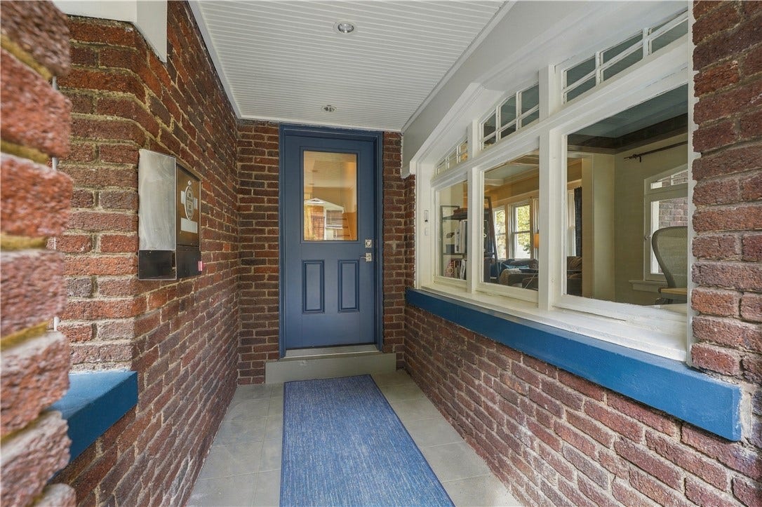 5828 Nicholson St, Pittsburgh, PA 15217 5828 Nicholson St, Pittsburgh, PA 15217