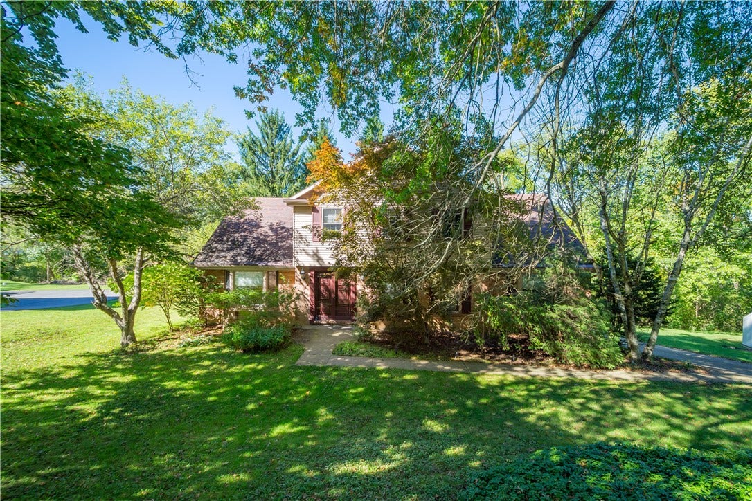 1693 Hathaway, Pittsburgh, PA 15241