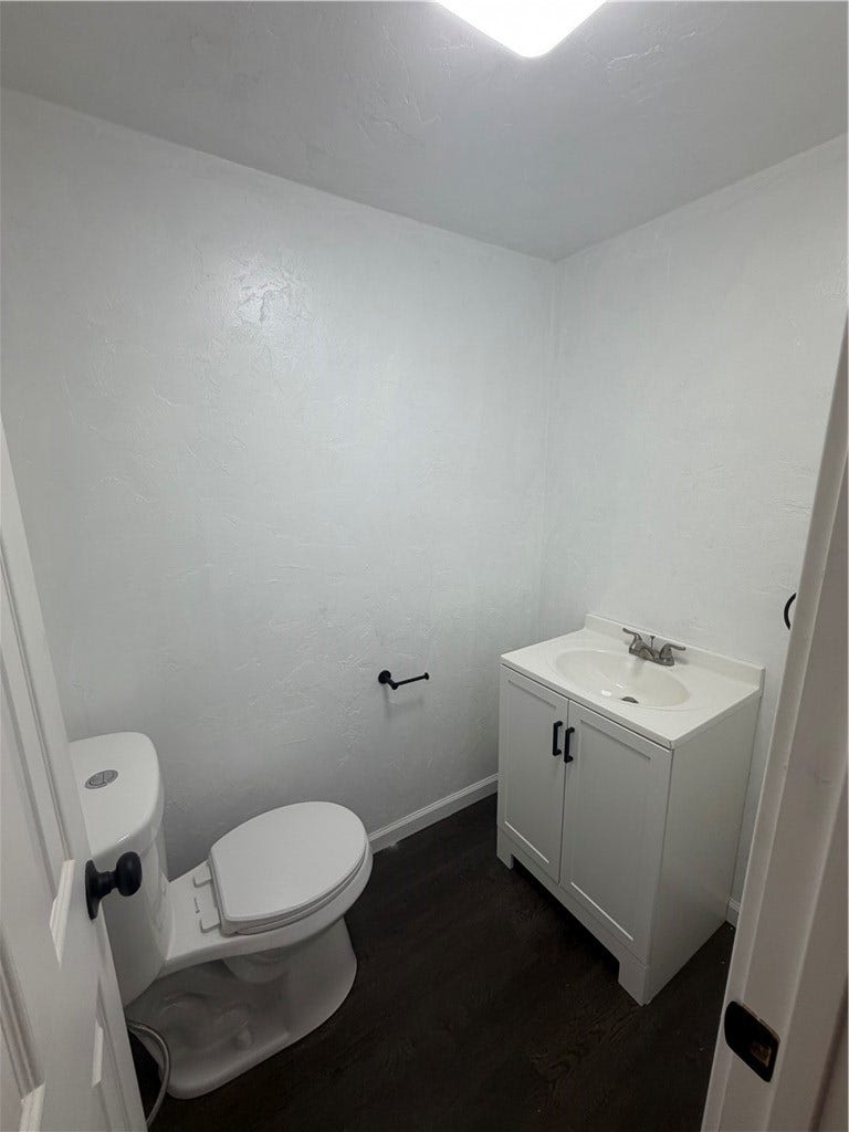 Basement powder room