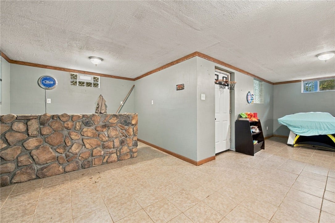 462 BARNEYS RUN ROAD, Fredericktown, PA 15333