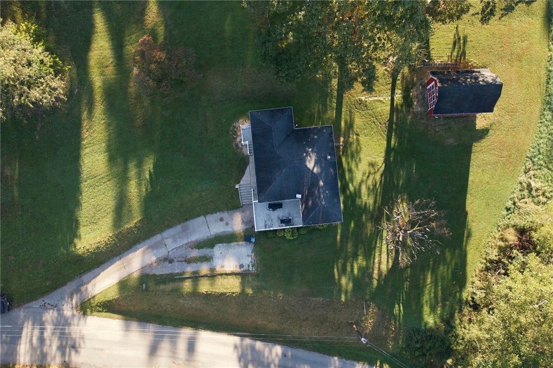 462 BARNEYS RUN ROAD, Fredericktown, PA 15333