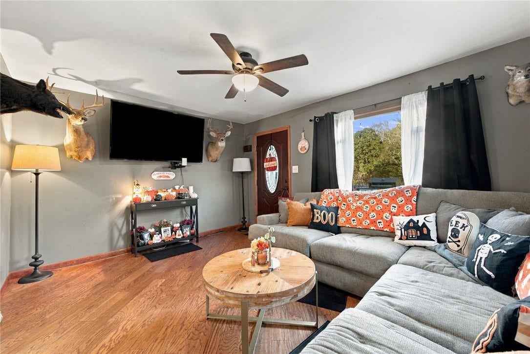 462 BARNEYS RUN ROAD, Fredericktown, PA 15333