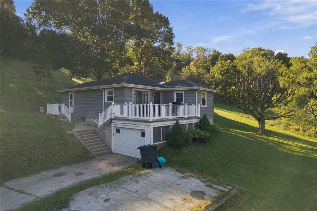 462 BARNEYS RUN ROAD, Fredericktown, PA 15333