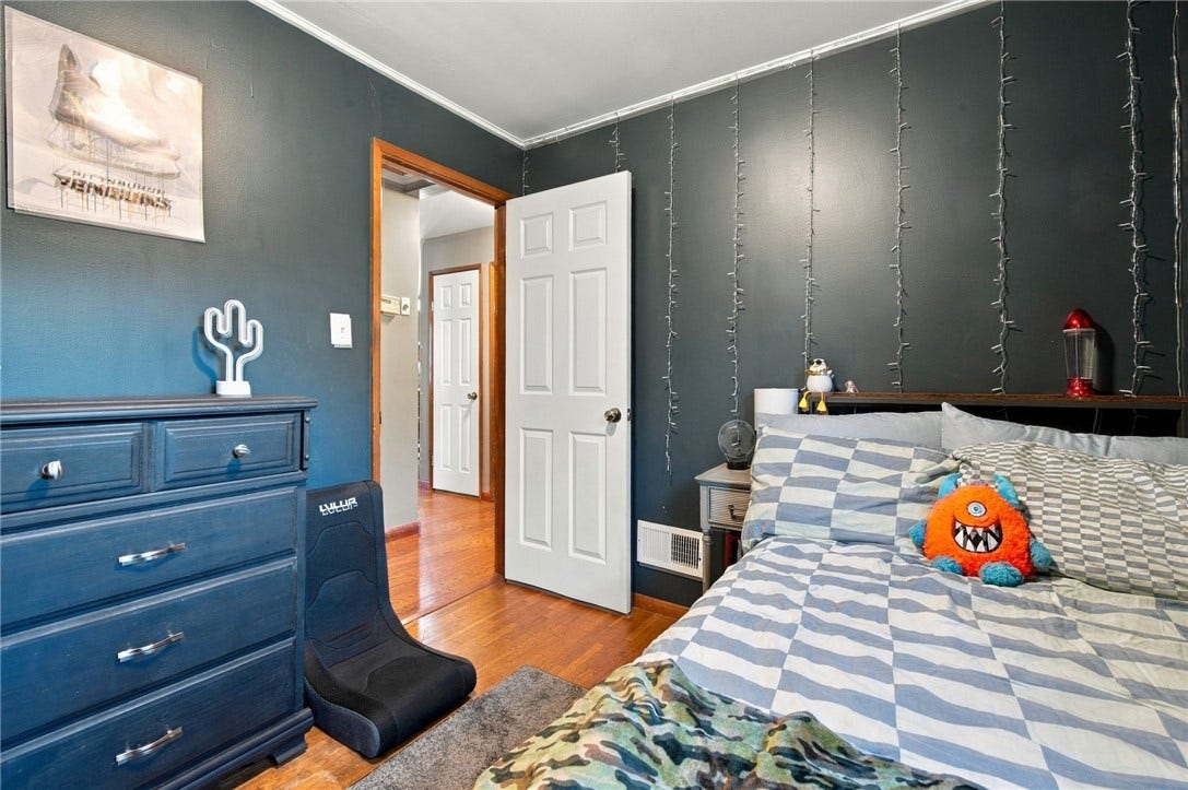 462 BARNEYS RUN ROAD, Fredericktown, PA 15333