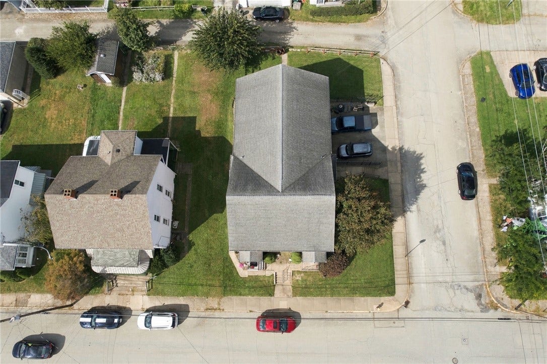 443 HENRY STREET, Belle Vernon, PA 15012 443 HENRY STREET, Belle Vernon, PA 15012