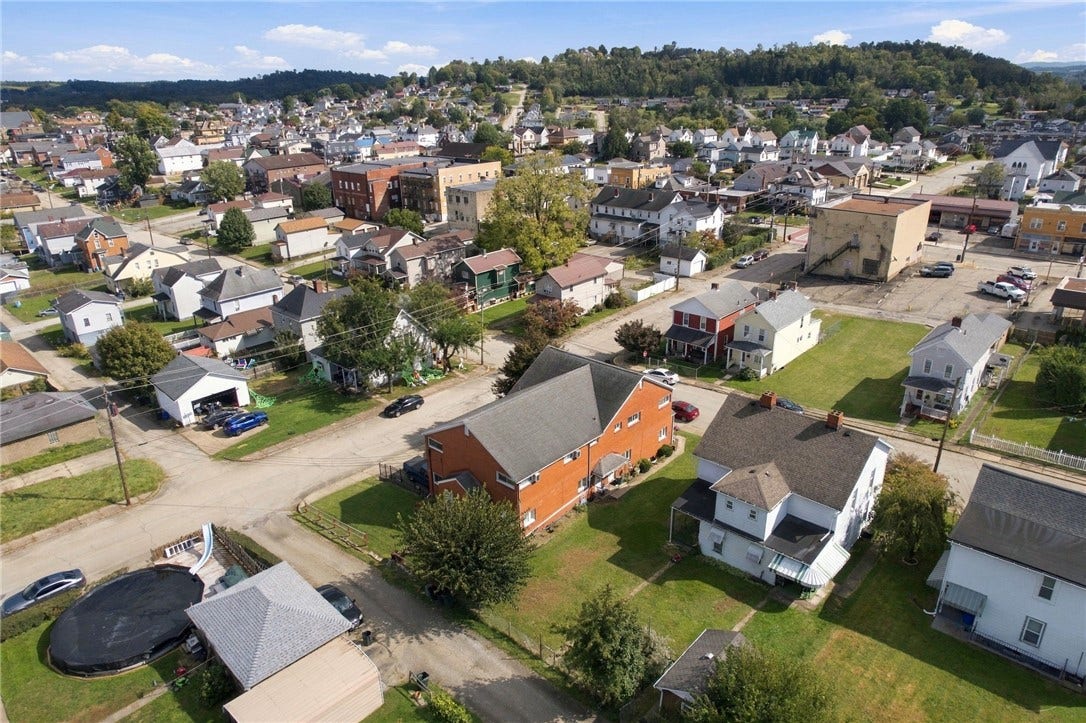443 HENRY STREET, Belle Vernon, PA 15012 443 HENRY STREET, Belle Vernon, PA 15012