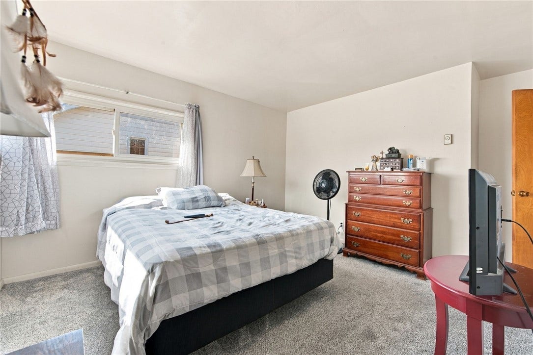 443 HENRY STREET, Belle Vernon, PA 15012 443 HENRY STREET, Belle Vernon, PA 15012