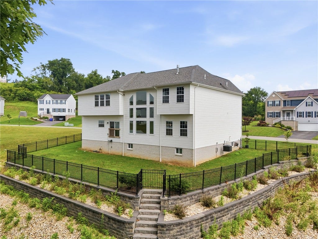 116 Parkview Drive, Pittsburgh, PA 15239 116 Parkview Drive, Pittsburgh, PA 15239