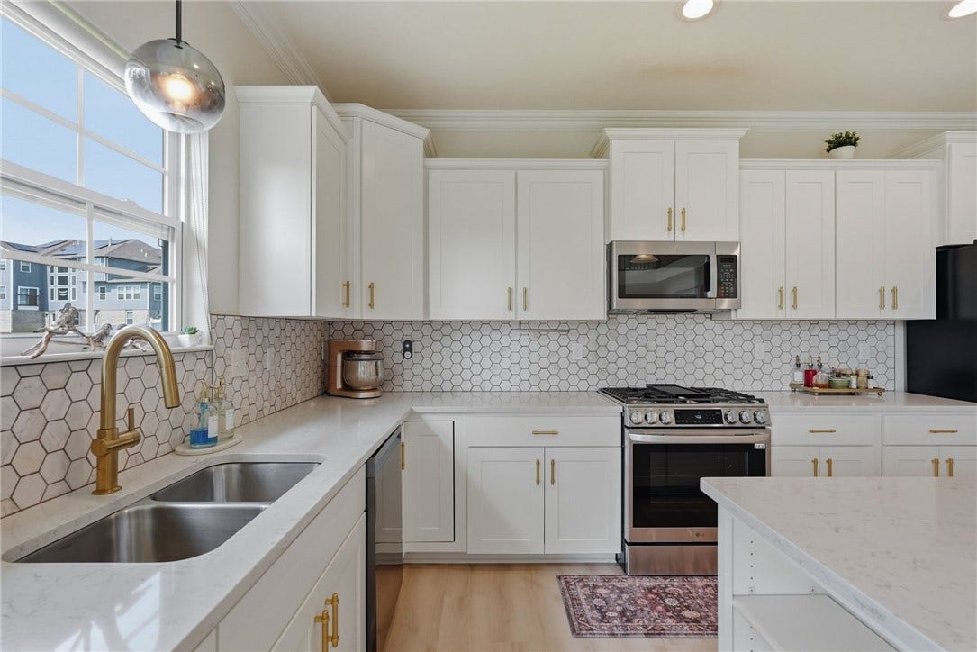 116 Parkview Drive, Pittsburgh, PA 15239 116 Parkview Drive, Pittsburgh, PA 15239