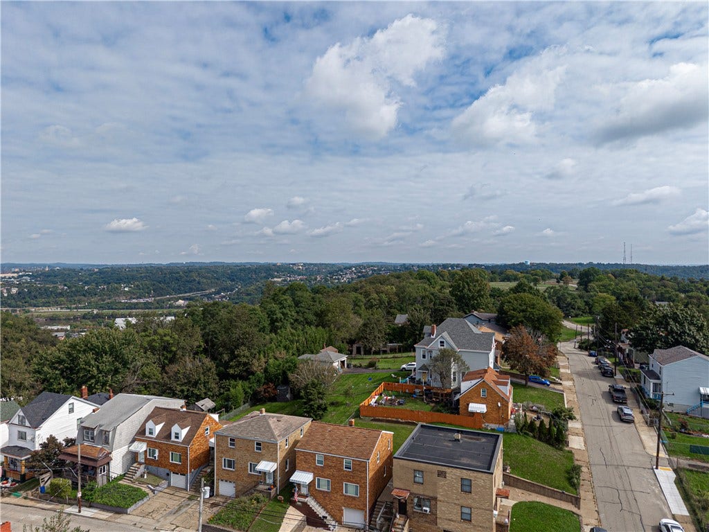 2828 Spring St, Pittsburgh, PA 15210 2828 Spring St, Pittsburgh, PA 15210