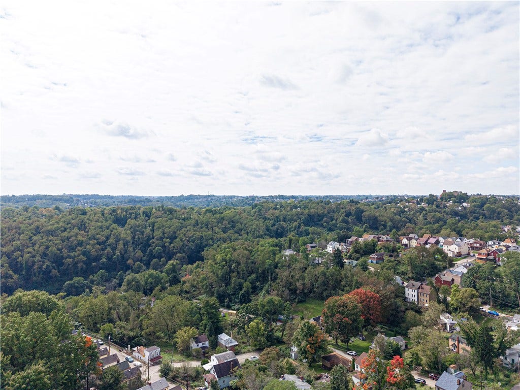 2828 Spring St, Pittsburgh, PA 15210 2828 Spring St, Pittsburgh, PA 15210