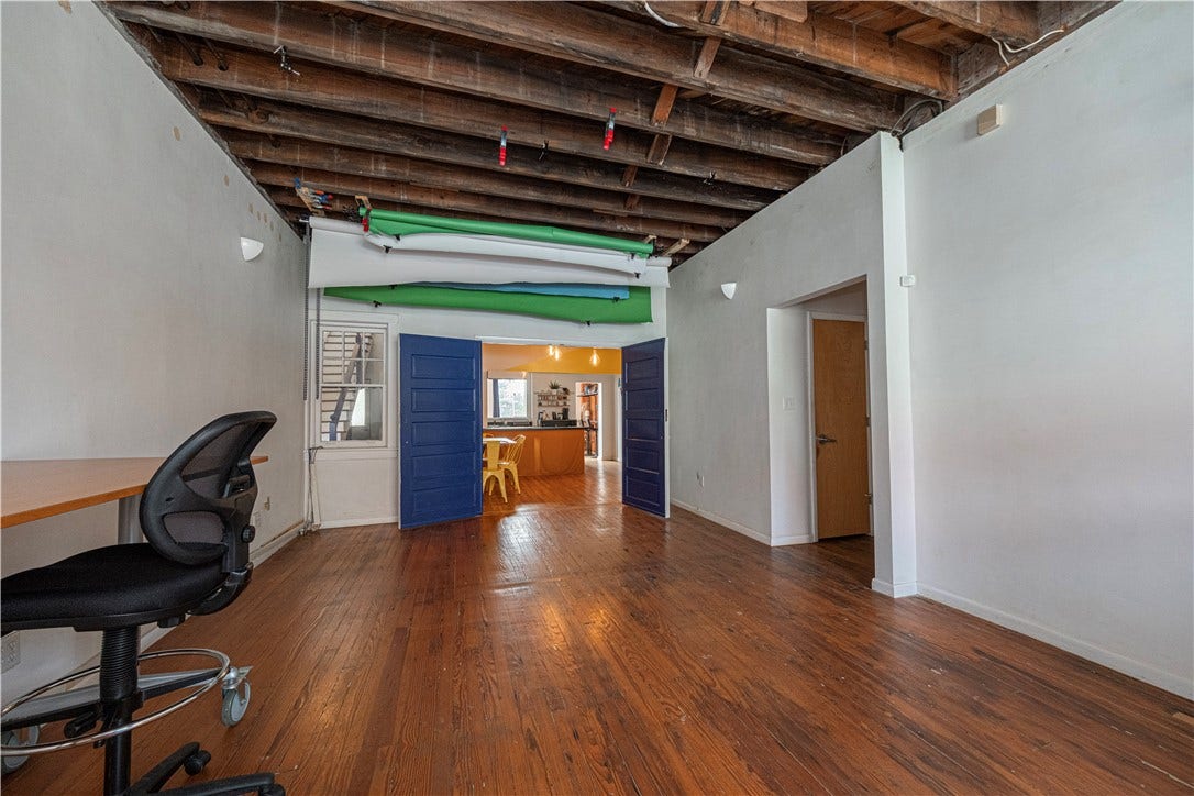 2828 Spring St, Pittsburgh, PA 15210 2828 Spring St, Pittsburgh, PA 15210