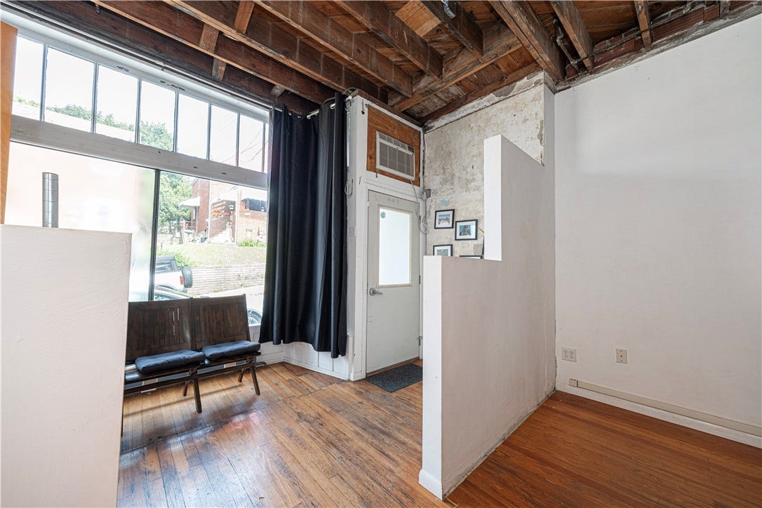 2828 Spring St, Pittsburgh, PA 15210 2828 Spring St, Pittsburgh, PA 15210