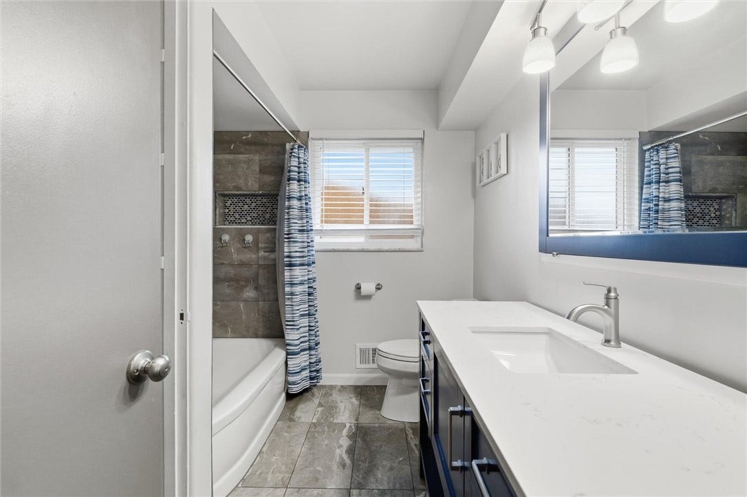 4770 Sherwood Dr, Pittsburgh, PA 15236 4770 Sherwood Dr, Pittsburgh, PA 15236