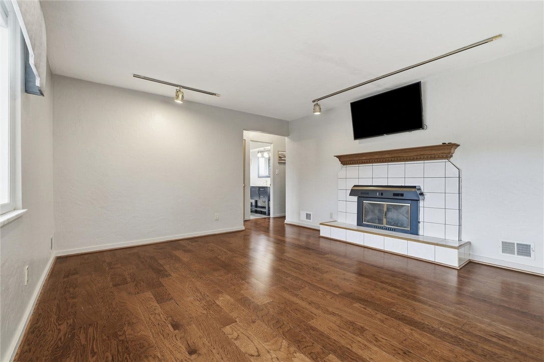 4770 Sherwood Dr, Pittsburgh, PA 15236 4770 Sherwood Dr, Pittsburgh, PA 15236