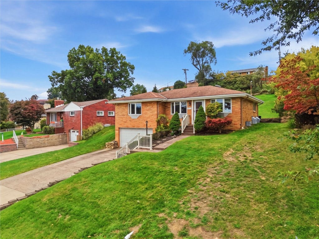 4770 Sherwood Dr, Pittsburgh, PA 15236 4770 Sherwood Dr, Pittsburgh, PA 15236
