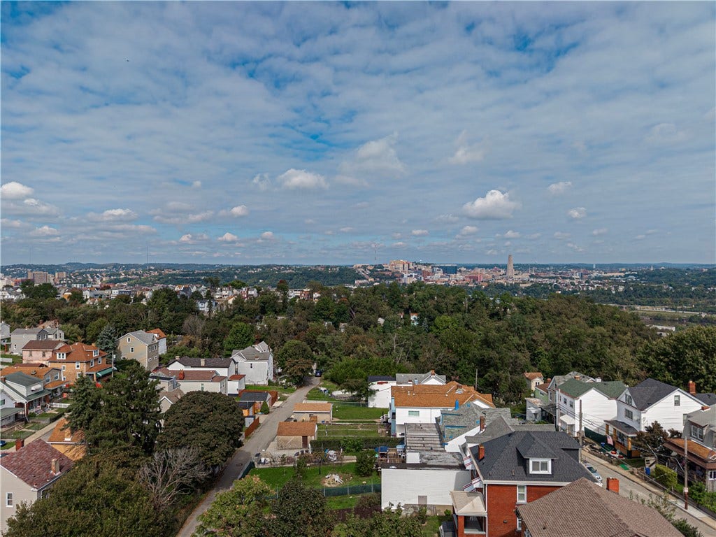 2828 Spring St, Pittsburgh, PA 15210 2828 Spring St, Pittsburgh, PA 15210