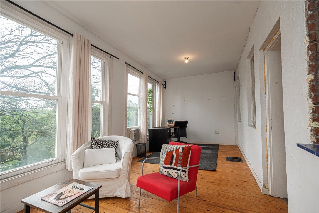 2828 Spring St, Pittsburgh, PA 15210 2828 Spring St, Pittsburgh, PA 15210