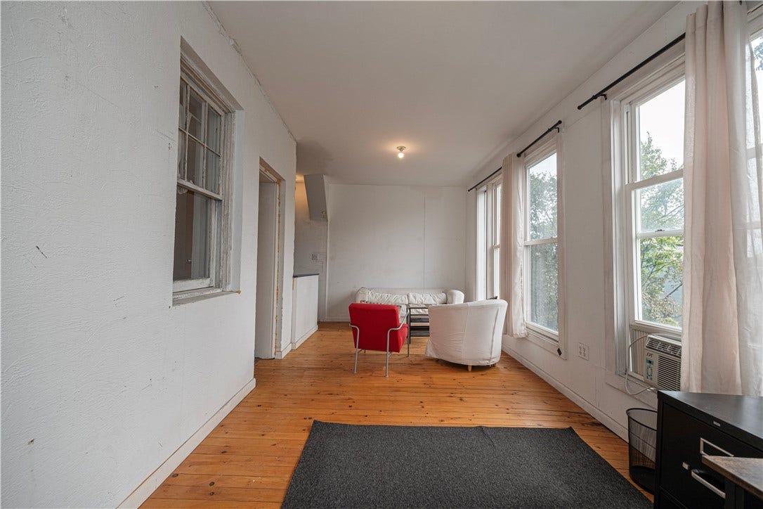 2828 Spring St, Pittsburgh, PA 15210 2828 Spring St, Pittsburgh, PA 15210