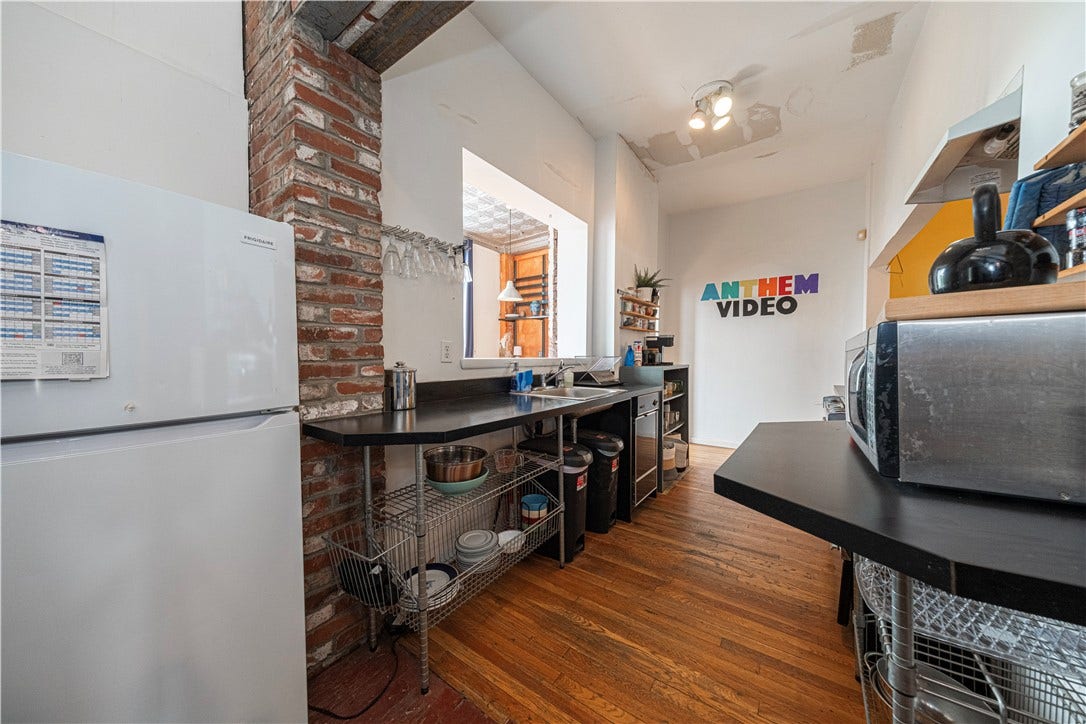 2828 Spring St, Pittsburgh, PA 15210 2828 Spring St, Pittsburgh, PA 15210