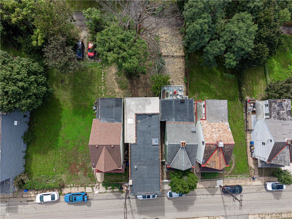 2828 Spring St, Pittsburgh, PA 15210 2828 Spring St, Pittsburgh, PA 15210