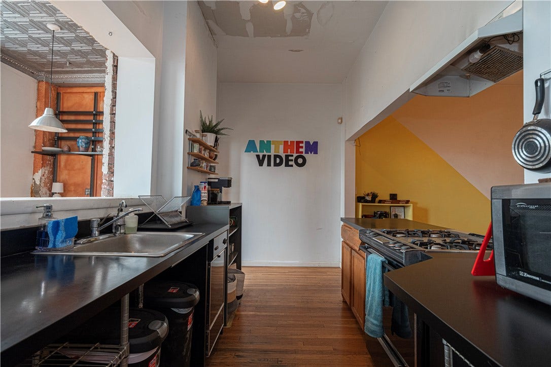 2828 Spring St, Pittsburgh, PA 15210 2828 Spring St, Pittsburgh, PA 15210