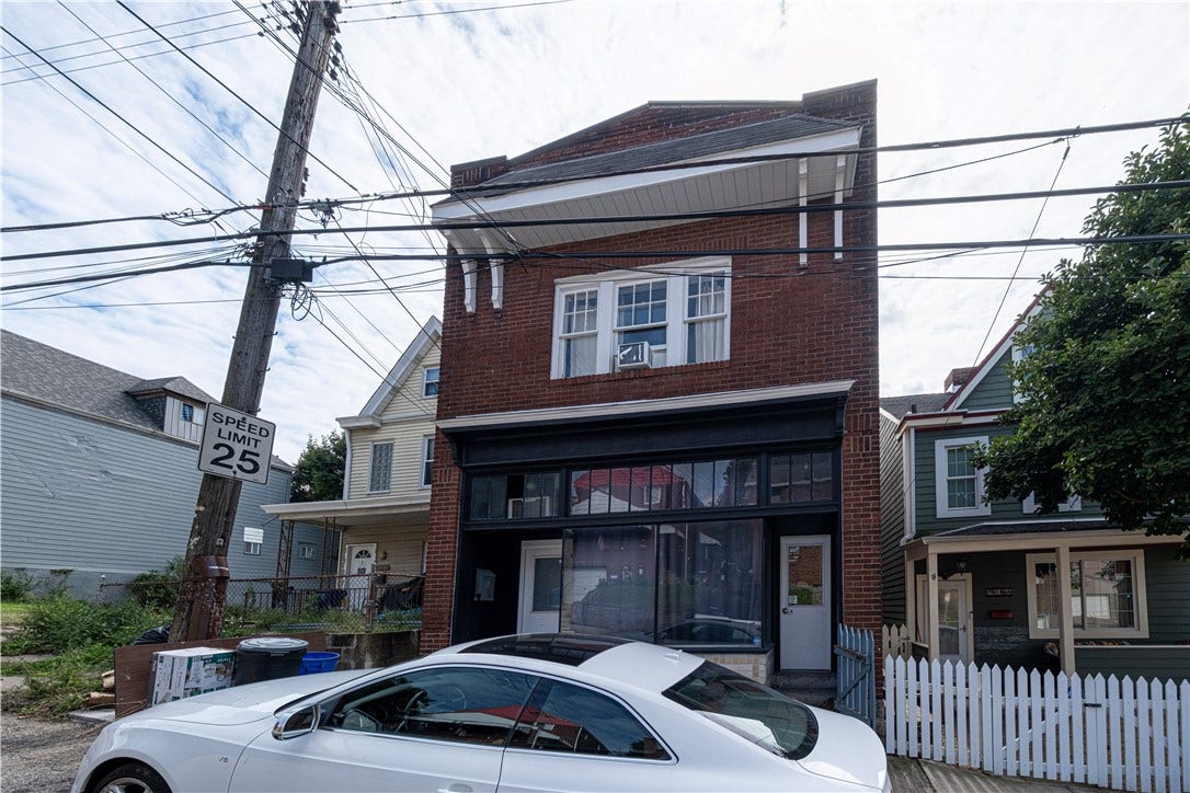 2828 Spring St, Pittsburgh, PA 15210 2828 Spring St, Pittsburgh, PA 15210