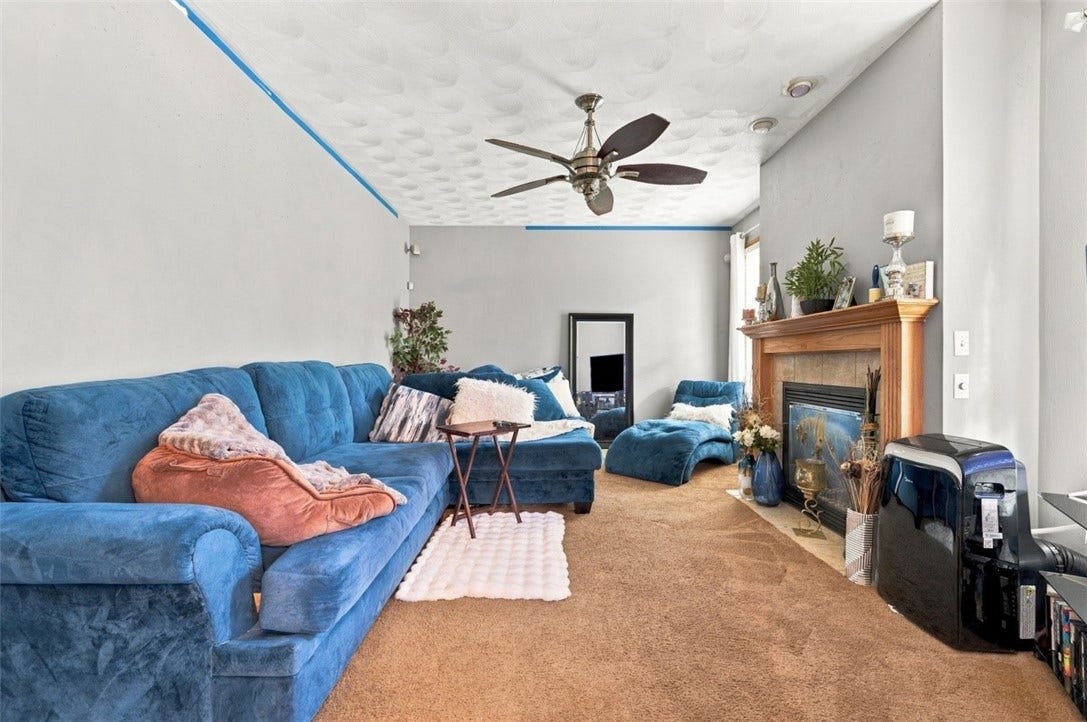 525 Hoover Rd, Pittsburgh, PA 15235 525 Hoover Rd, Pittsburgh, PA 15235
