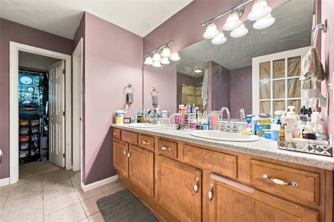 525 Hoover Rd, Pittsburgh, PA 15235 525 Hoover Rd, Pittsburgh, PA 15235