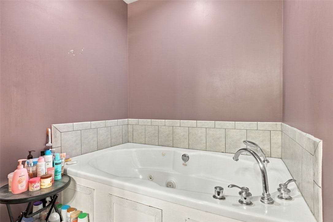 525 Hoover Rd, Pittsburgh, PA 15235 525 Hoover Rd, Pittsburgh, PA 15235