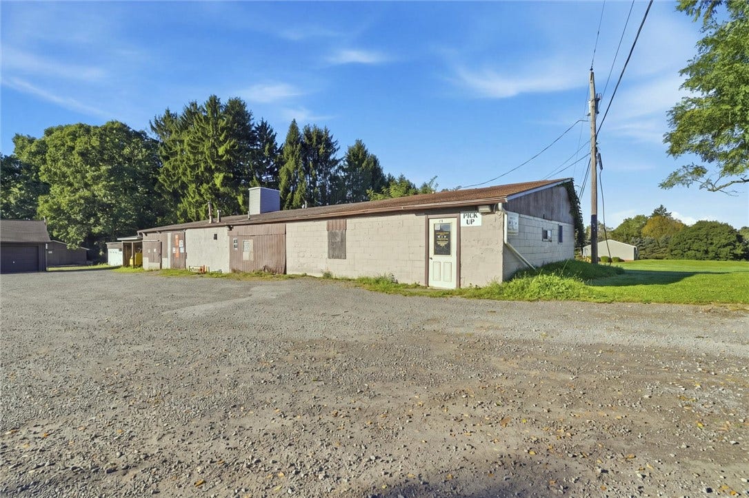 103 Serene Ln, Butler, PA 16002