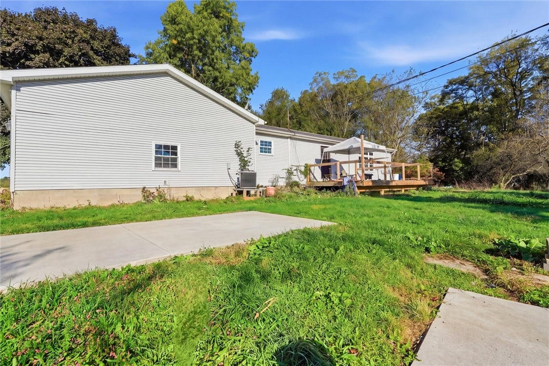 103 Serene Ln, Butler, PA 16002