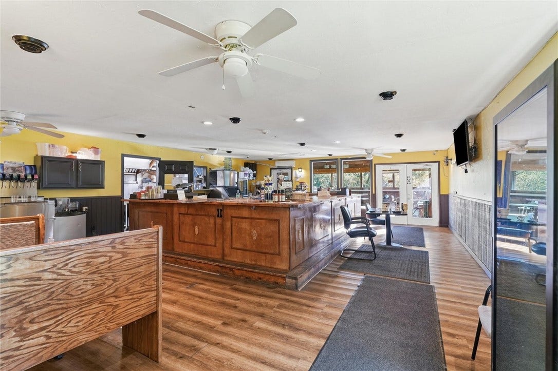 103 Serene Ln, Butler, PA 16002