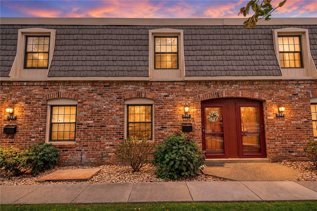 746 Carriage Cir, Pittsburgh, PA 15205 Twilight Front of the Home