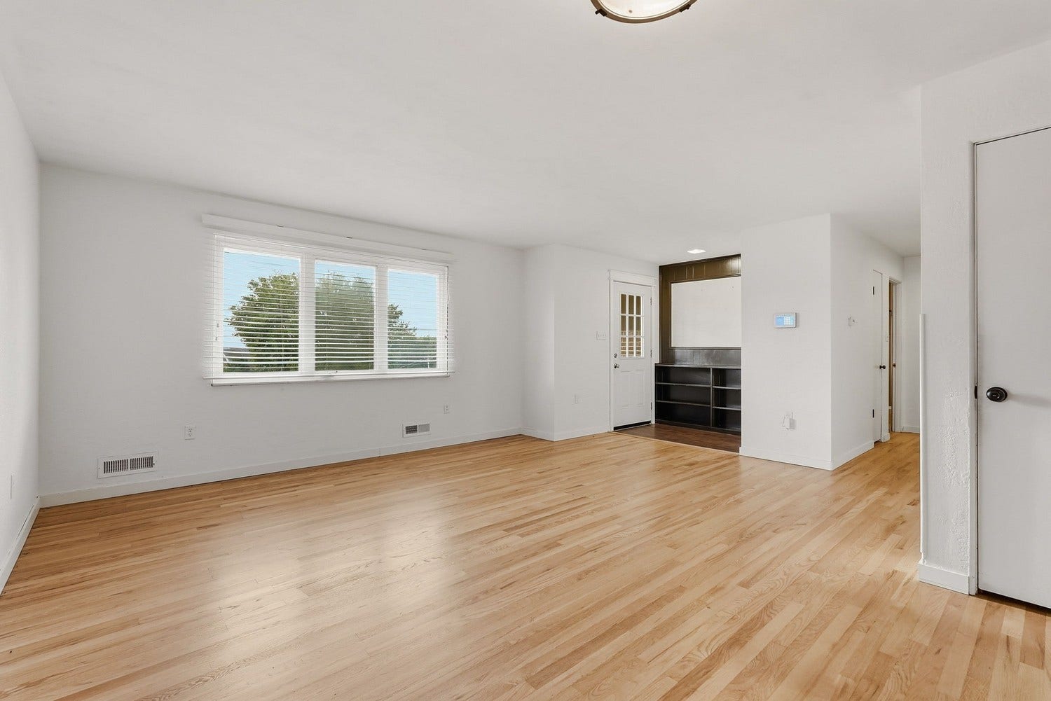 2019 Arnold Acres Drive, Pittsburgh, PA 15205